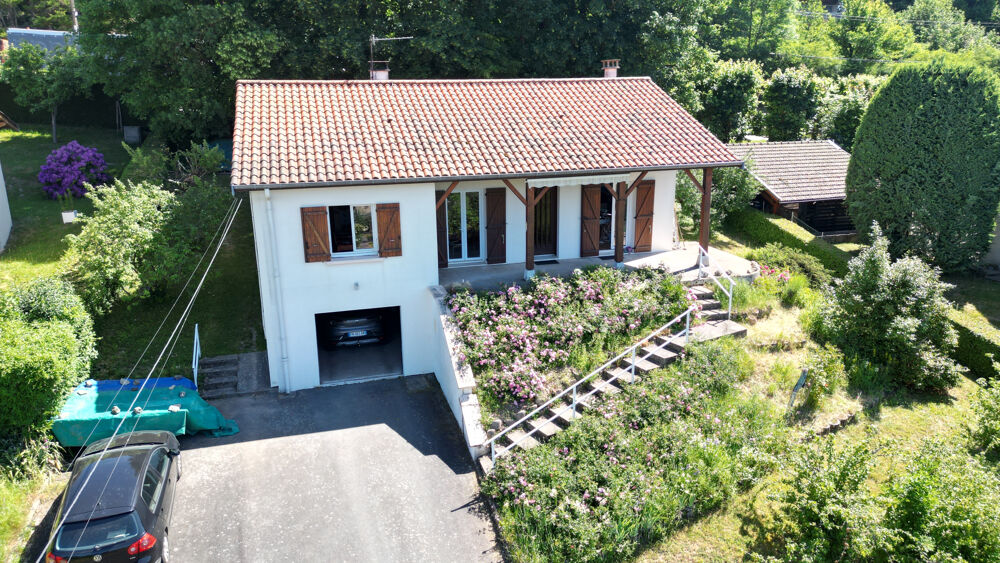 Maison 3 pièces 89 m² · à Poule les Echarmeaux · 89 m² · 219 000 €