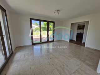  Maison  louer 4 pices 99 m