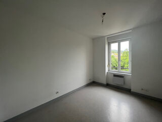 Appartement à louer 3 pièces 73 m²