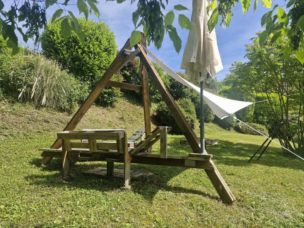 Vente Maison maison de plain-pied avec abri voiture, chalet de jardin et terrain attenant Grandris