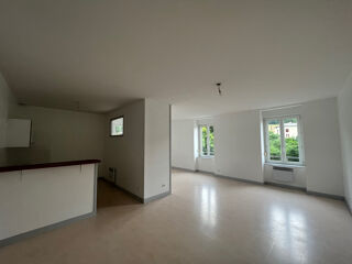  Appartement à louer 3 pièces 73 m²