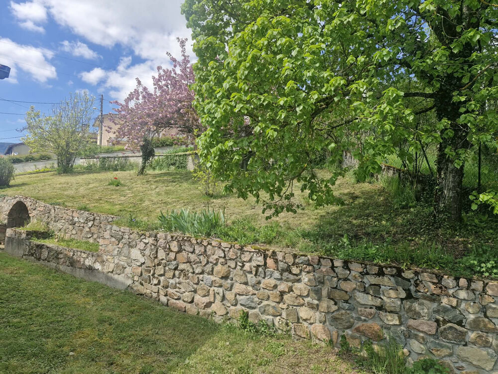 Maison à restaurer entièrement avec vue panoramique, le tout sur presque 3000m2 de terrain