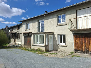 Location Appartement Sur les hauteurs de Lamure, appartement T3 au calme avec cour commune Lamure sur azergues