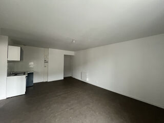  Appartement à louer 2 pièces 41 m²