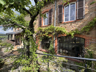  Maison  vendre 8 pices 215 m