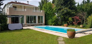 Maison � vendre 8 pi�ces 234 m�