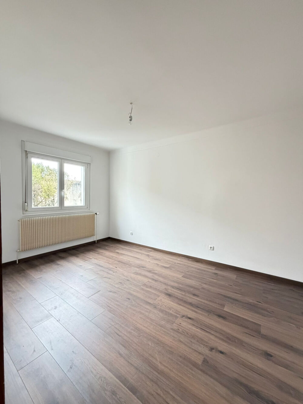 NOUVEAUTÉ EXCLUSIVE - Maison individuelle Plain-Pied dexception 5 pièces avec fort potentiel