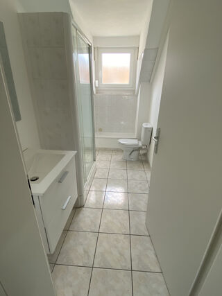  Appartement à louer 2 pièces 42 m²