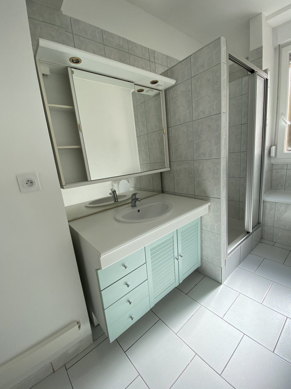 À LOUER Appartement 2 pièces de 45,75 m2