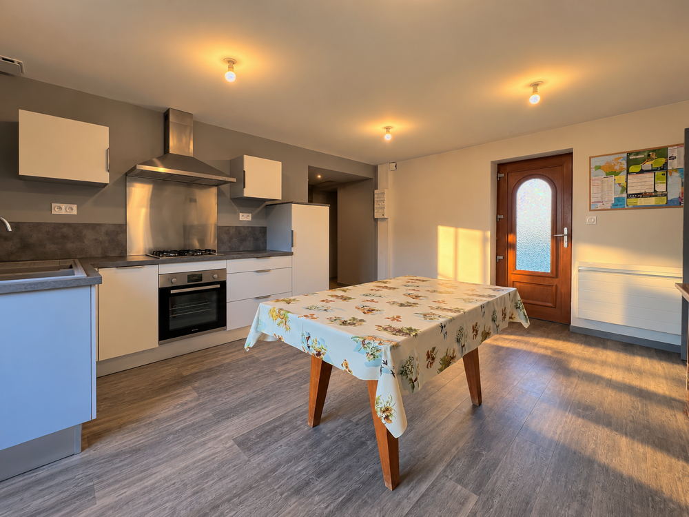 Vente Maison Maison plain-pied avec grenier aménageable - grandes dépendances - CONDEISSIAT Condeissiat