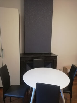  Appartement à louer 1 pièce 24 m²