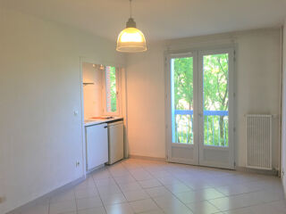  Appartement à louer 2 pièces 34 m²