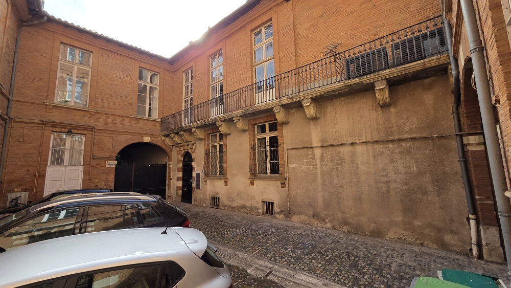   LOCAL PROFESSIONNEL - 14 RUE PEYRAS TOULOUSE 