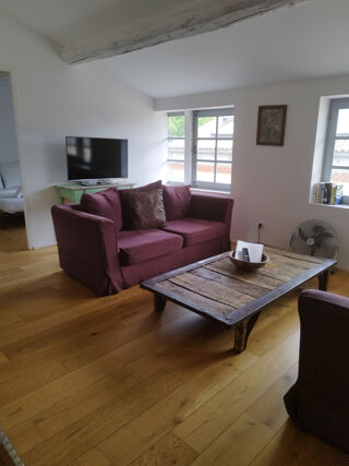  Appartement à louer 3 pièces 74 m²