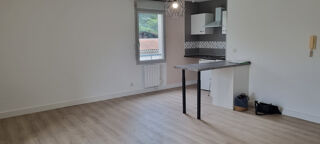  Appartement à louer 2 pièces 47 m²