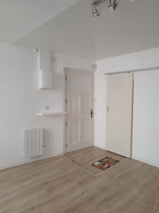  Appartement à louer 1 pièce 31 m²