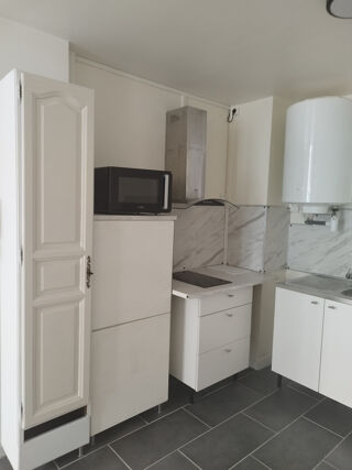  Appartement à louer 1 pièce 31 m²