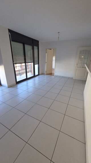  Appartement à louer 2 pièces 48 m²