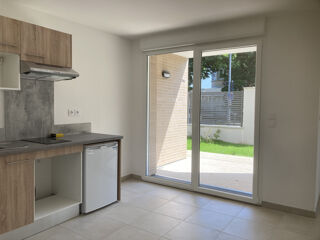  Appartement à louer 1 pièce 33 m²