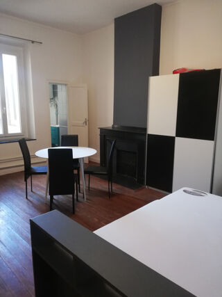  Appartement à louer 1 pièce 23 m²