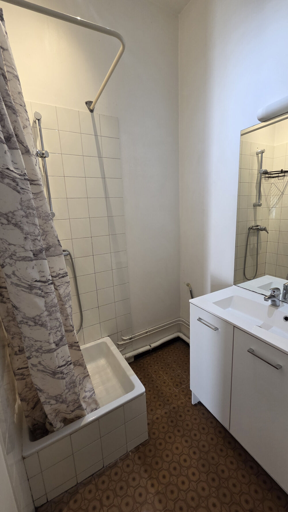 Location Appartement T1 - 26 RUE DES CHANGES -TOULOUSE Toulouse
