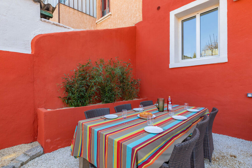  vendre  Proprit/chteau Lyon 8