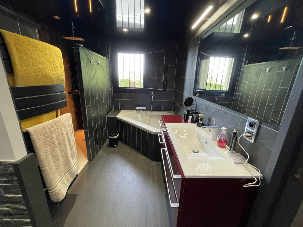 � vendre  Maison Bonne (74380)