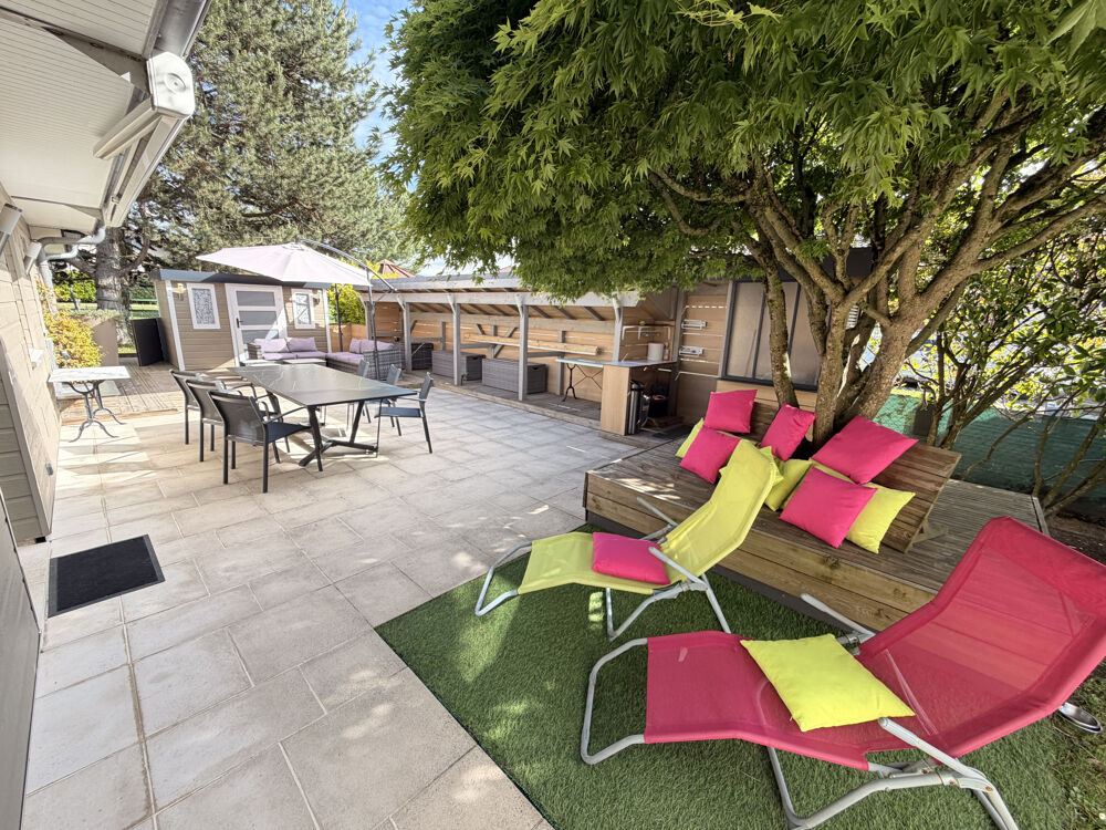Maison à vendre, DOUVAINE, 158 m2 habitables + 75 m2 d'annexes, 5 pièces