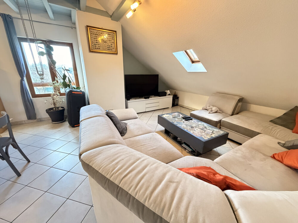 Appartement à vendre, AMBILLY, 73,2 m2 + 2 places de parking + cave, 3 pièces