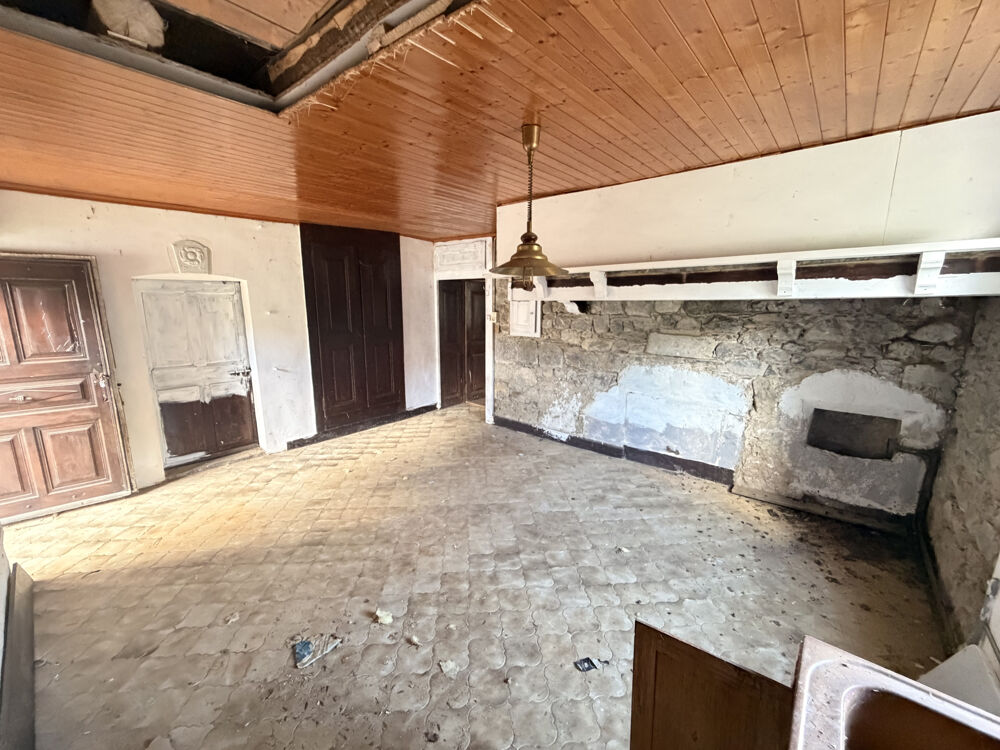 Vente Duplex/Triplex Appartement à vendre, MIEUSSY, 71 m2 + grenier + 2 parkings, A rénover, 4 pièces Mieussy