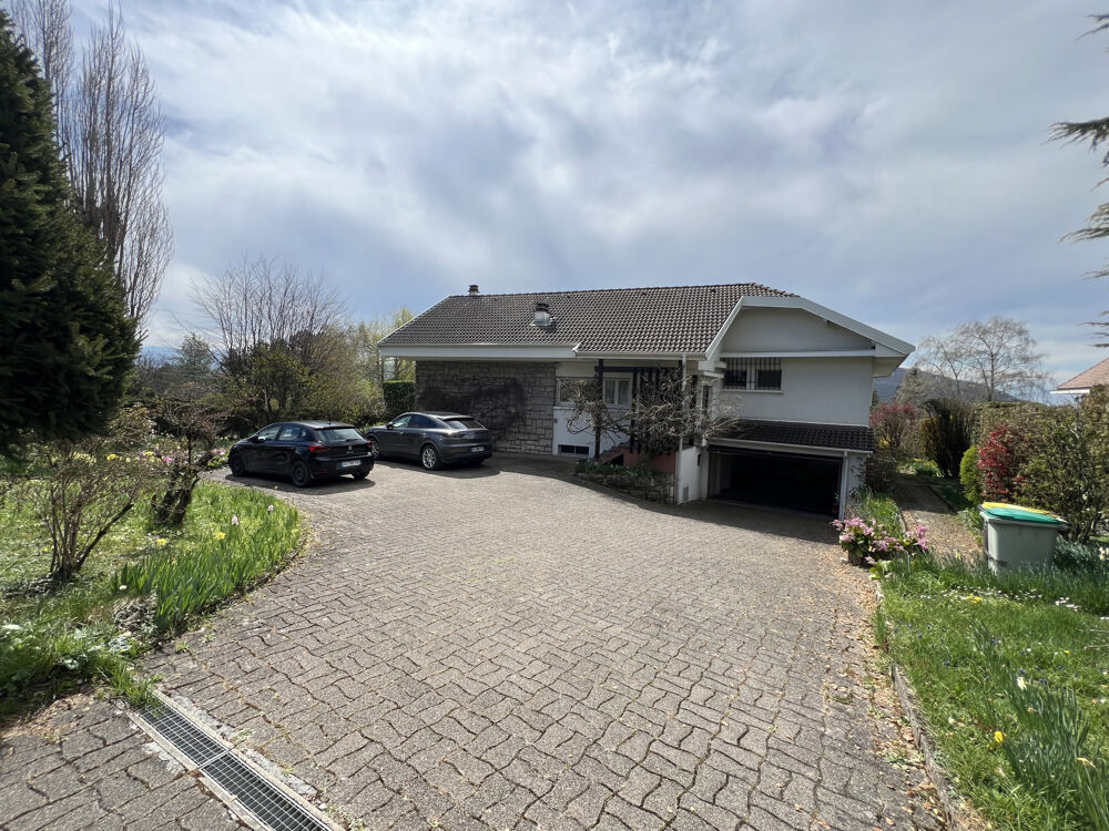 Maison à vendre, Vétraz-Monthoux, 268 m2 + terrain de 3 214 m2