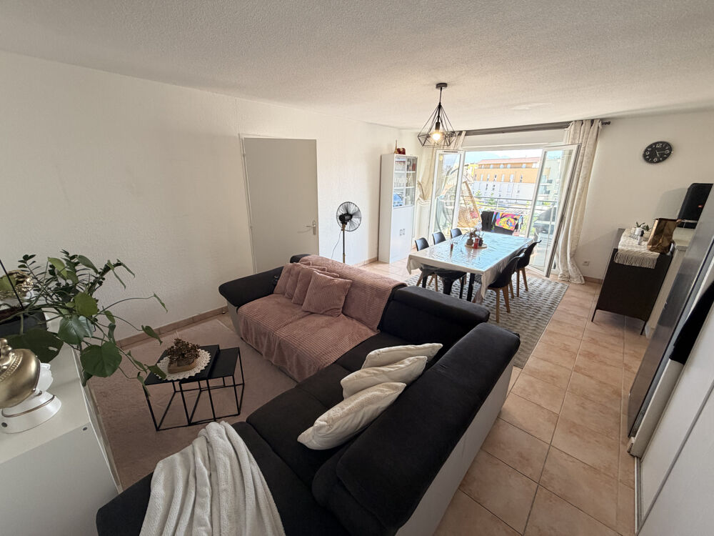 Appartement à vendre, ANNEMASSE, 61 m2 + parkings, 3 pièces