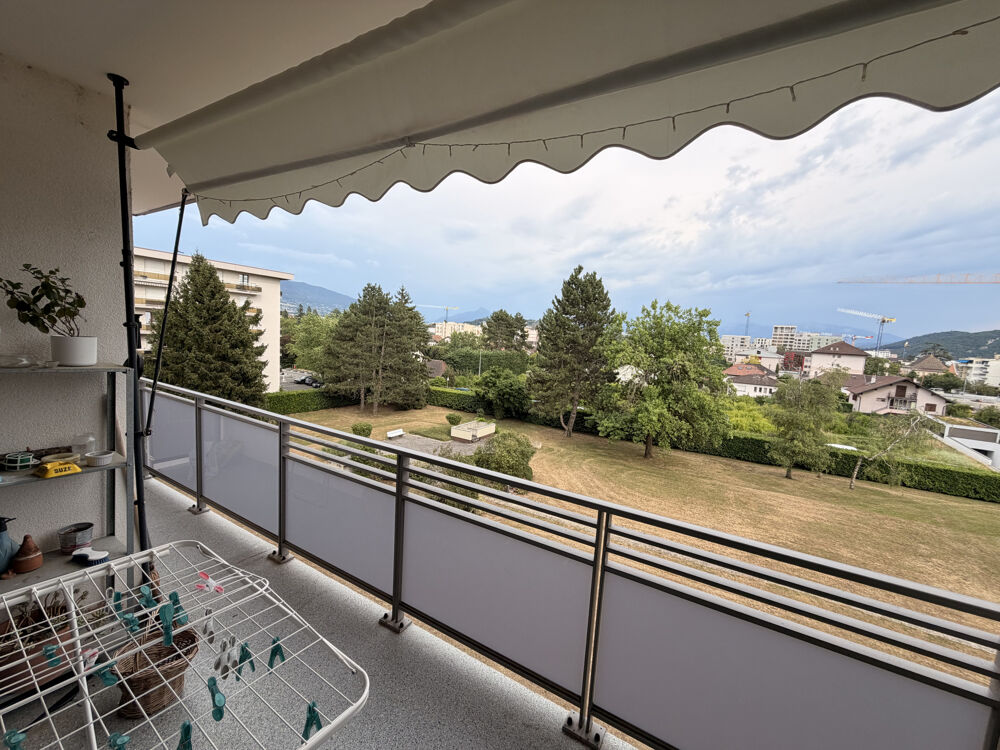 Vente Appartement Appartement à vendre, AMBILLY, 80 m2 + garage + parking + cave, 3 pièces Ambilly