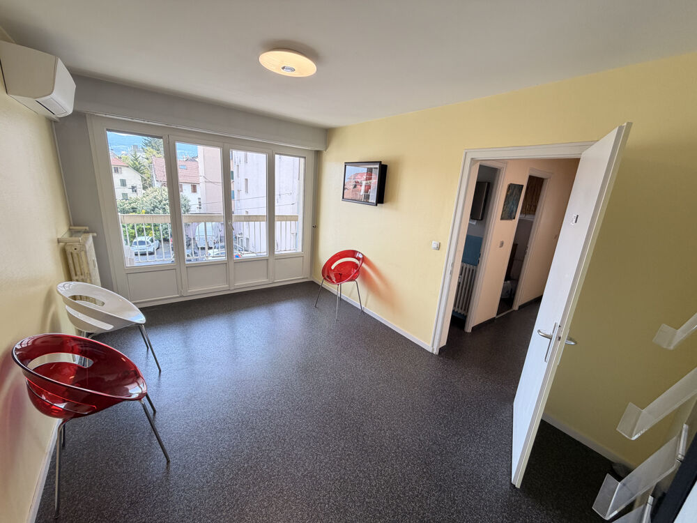 Vente Appartement Appartement / Cabinet dentaire à vendre, GAILLARD, 98 m2, 4 pièces Gaillard