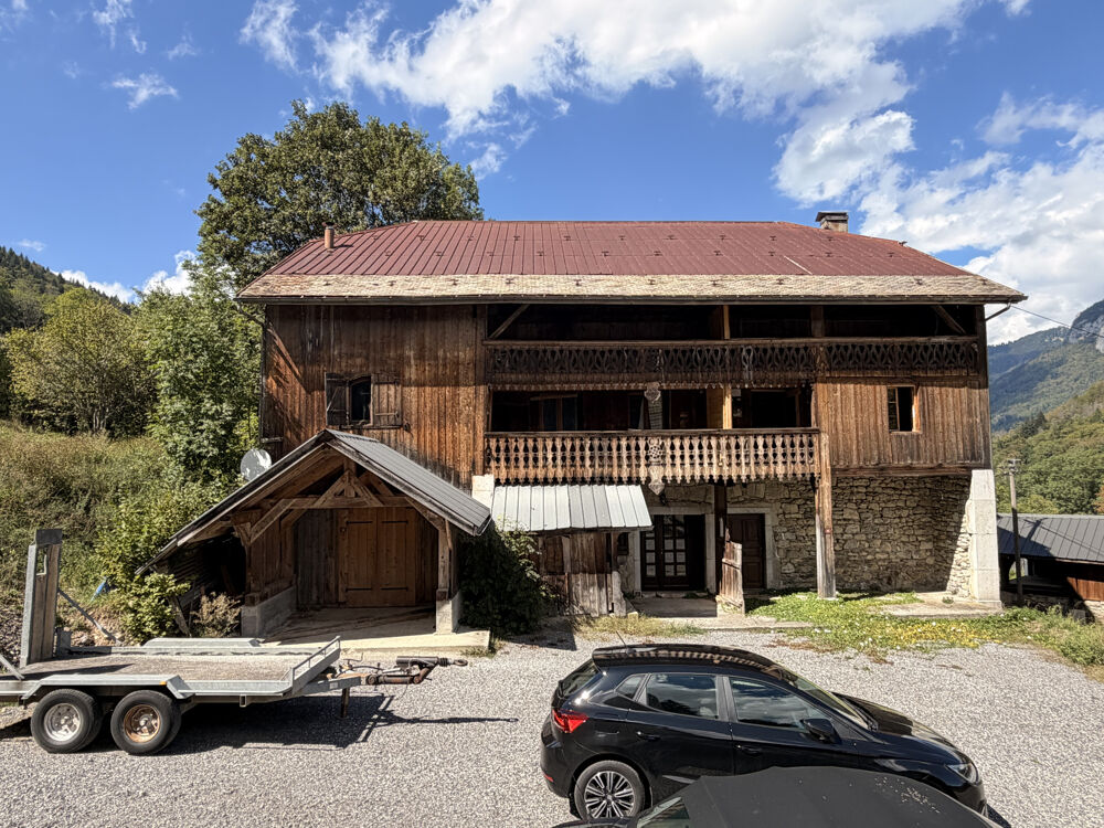 Vente Duplex/Triplex Appartement à vendre, MIEUSSY, 96 m2 + 2 parkings, A rénover, 5 pièces Mieussy