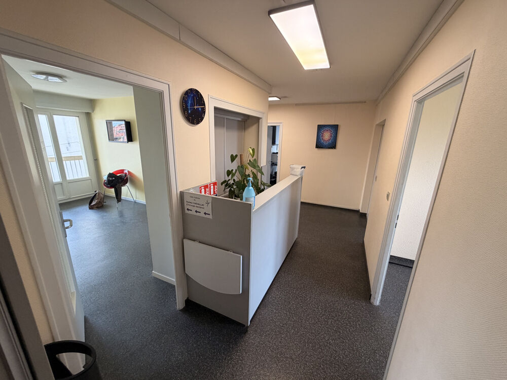 Appartement / Cabinet dentaire à vendre, GAILLARD, 98 m2, 4 pièces