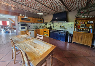  Maison � vendre 9 pi�ces 250 m�