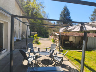  Propriété/château à vendre 15 + pièces 245 m²