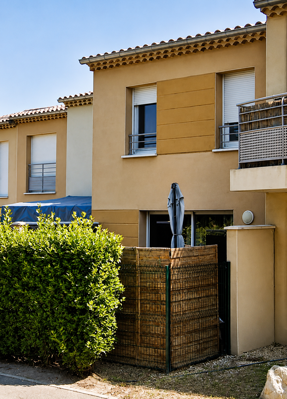 Petite maison quasi neuve