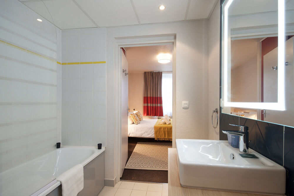 Vente Duplex/Triplex LMNP Euralille - T2 Duplex + Parking loué 580 € - Renta 5,5%/an La madeleine