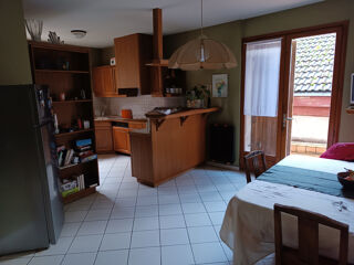  Immeuble  vendre 306 m
