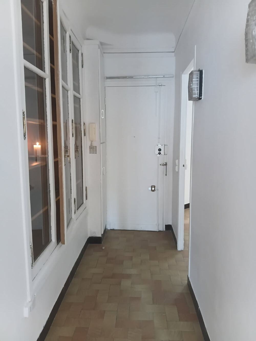 Vente Appartement T2bis/T3 - 65 M2 - CAVE INCLUSE - FACE MÉTRO BOTZARIS Paris 19