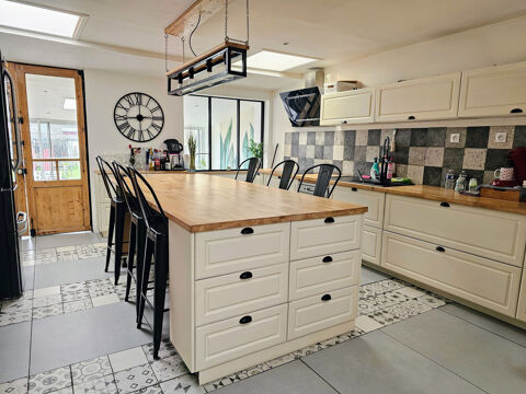   Vente Maison Maison - 4 pièce(s) - 140 m²