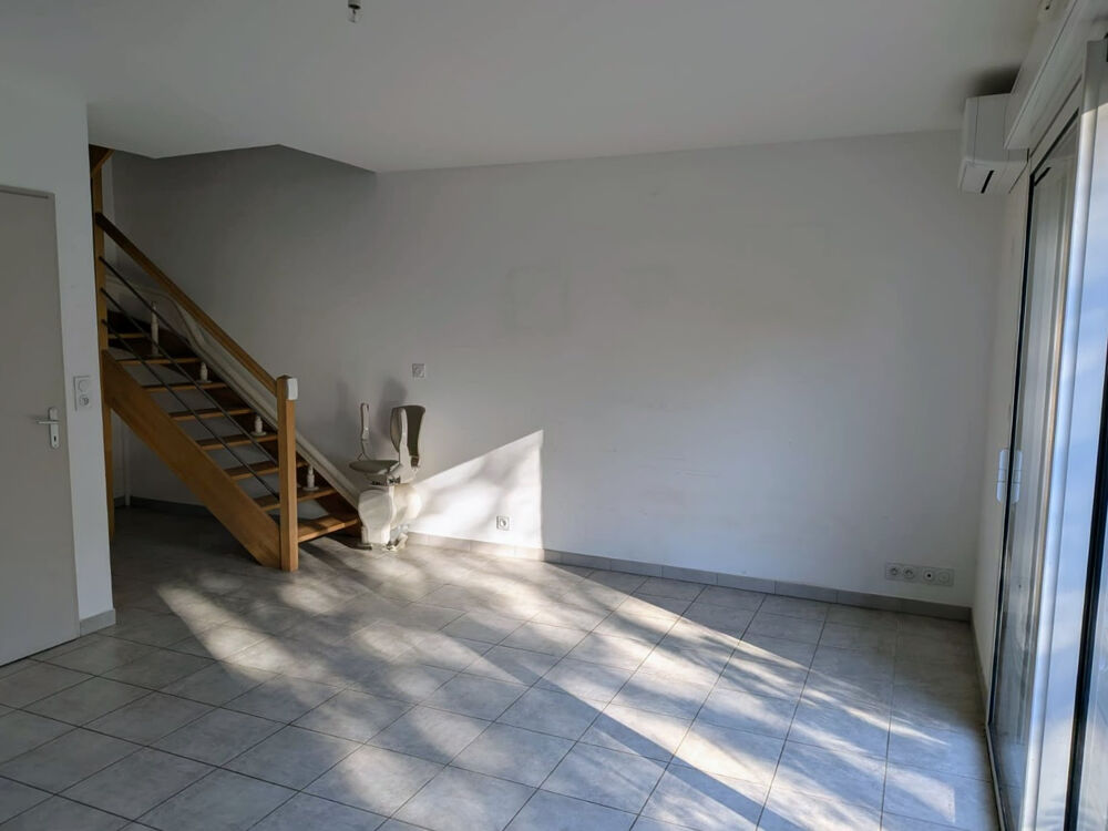 Petite maison quasi neuve