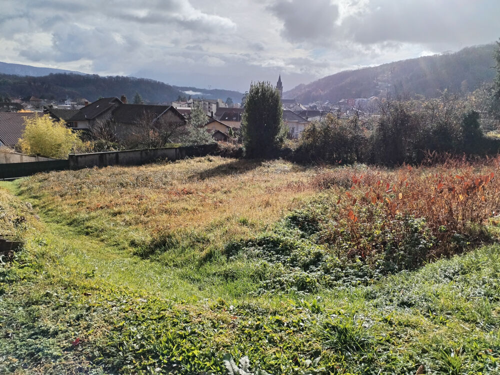 Vente Terrain Exclusivité : Terrain 800m2 à bâtir commune de RENAGE 38140 Renage
