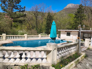  Propri�t�/ch�teau � vendre 15 + pi�ces 245 m�