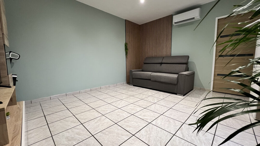Location Appartement À LOUER   STUDIO MEUBLÉ AVEC ESPACE EXTÉRIEUR Betheny