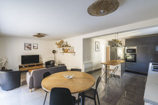  Appartement à louer 3 pièces 68 m²