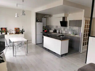  Appartement � louer 3 pi�ces 75 m�