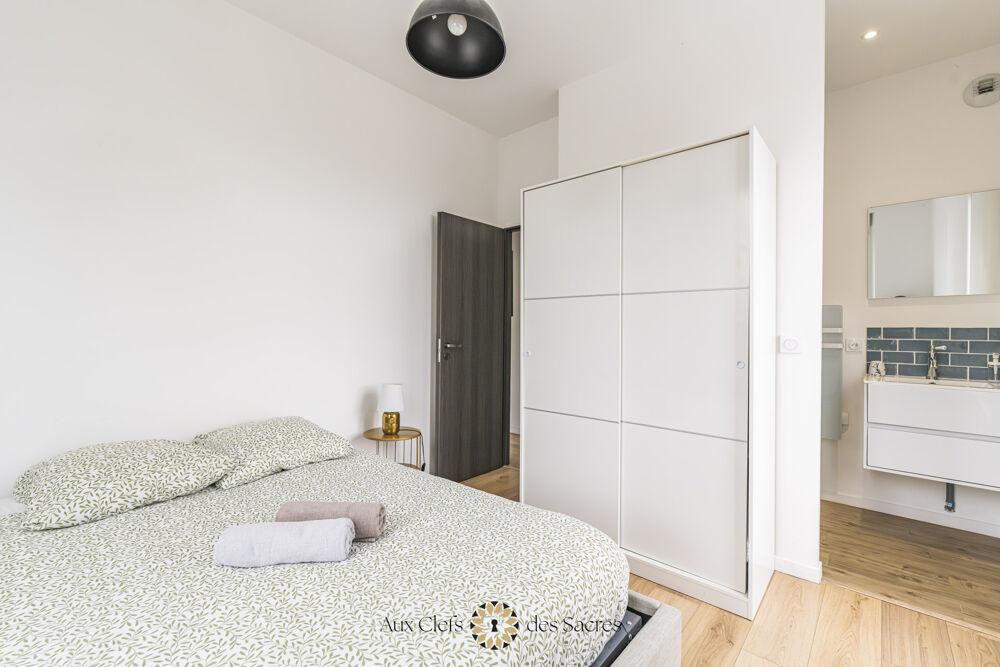 Location Appartement Appartement T4/5 meublé Reims secteur Ponsardin / Barbâtre / Gambetta - Avec stationnement privatif Reims